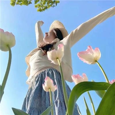 五月槐花香背景图